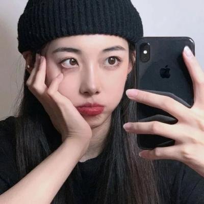我的丫鬟是总监封面